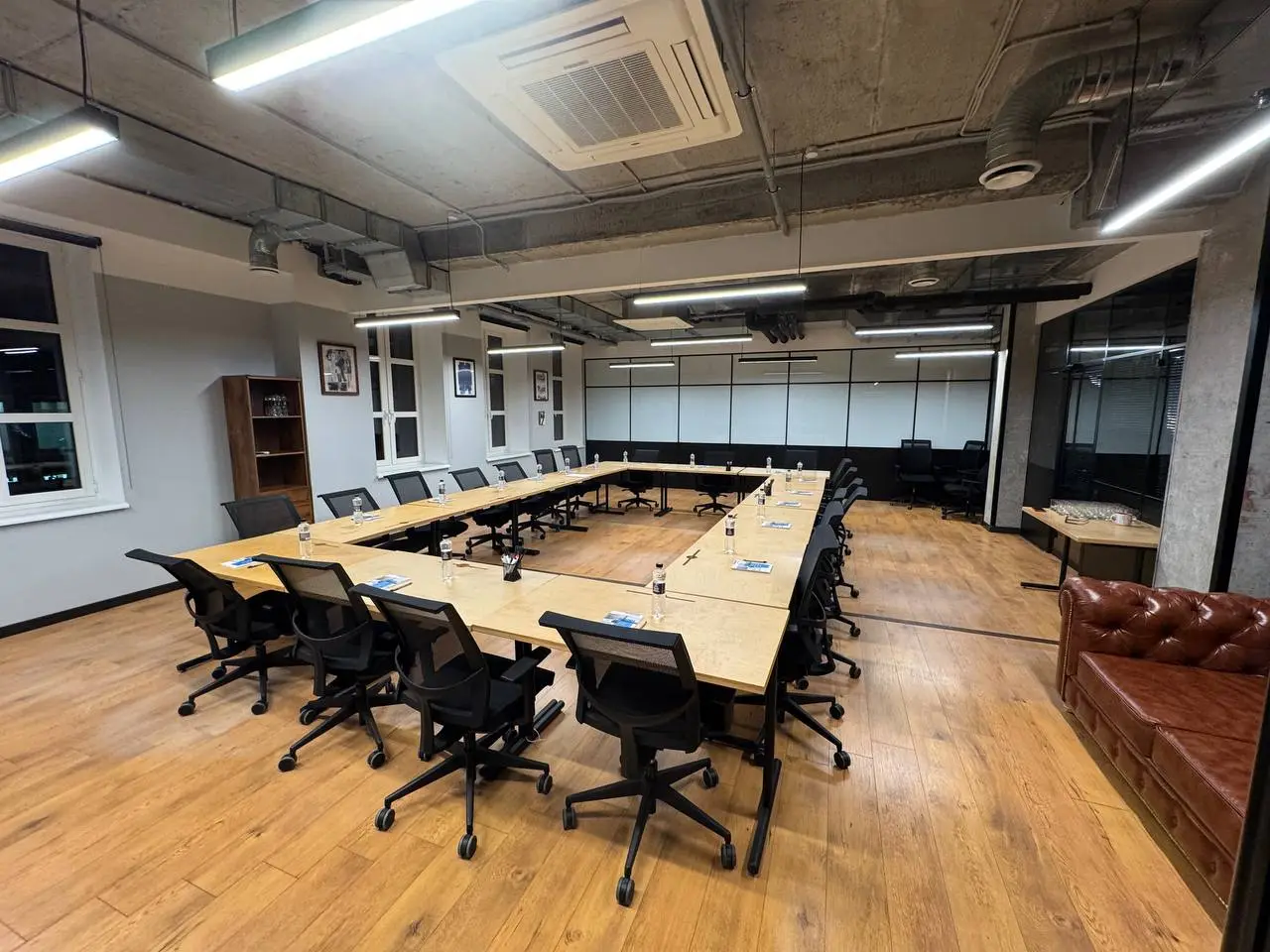 Великий Івент-хол